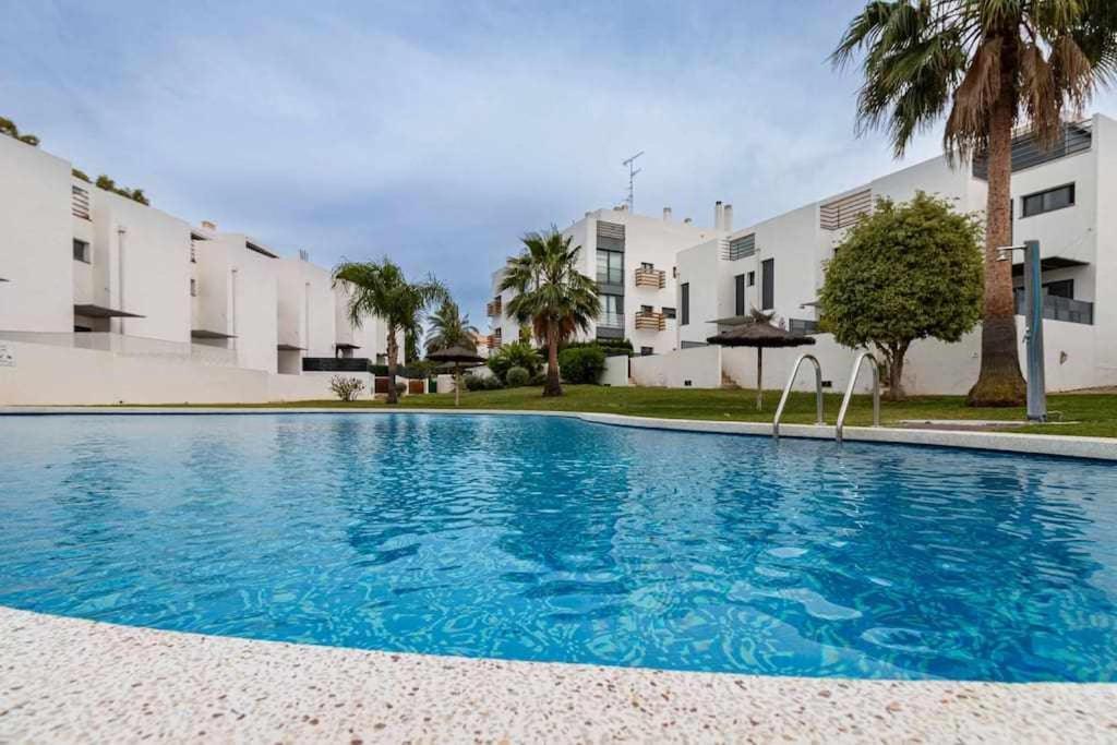 Apartamento Moderno Tranquilo Con Piscina Y Jardin Dénia Eksteriør billede